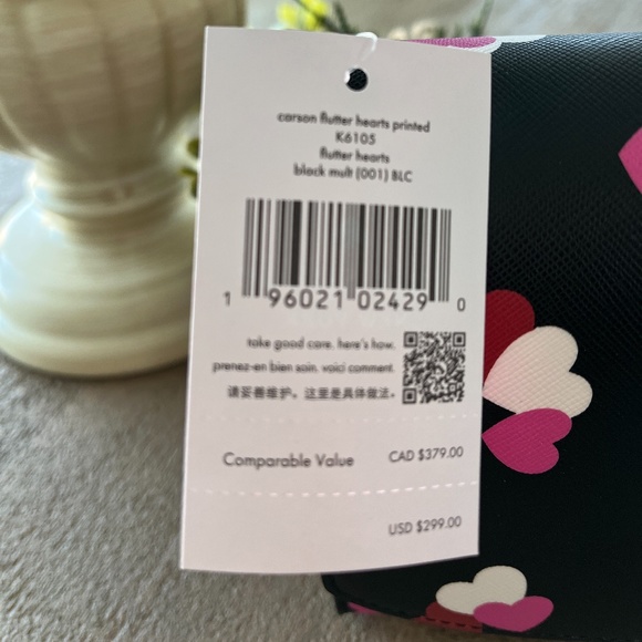 kate spade Carson Flutter Hearts Printed Crossbody (k6105) - Picture 7 of 13